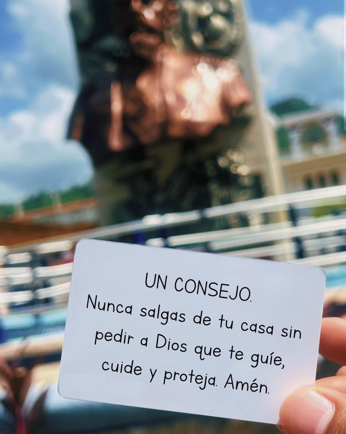 Un consejo: Nunca salgas de tu casa sin pedir a Dios que te guíe, cuide y proteja