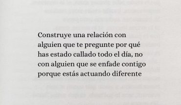 Construye una relación con alguien que te pregunte por qué has estado callado